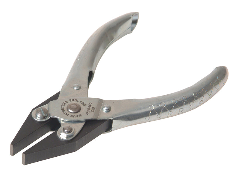 Flat Nose Pliers Smooth Jaw 140mm (5.1/2in), Maun