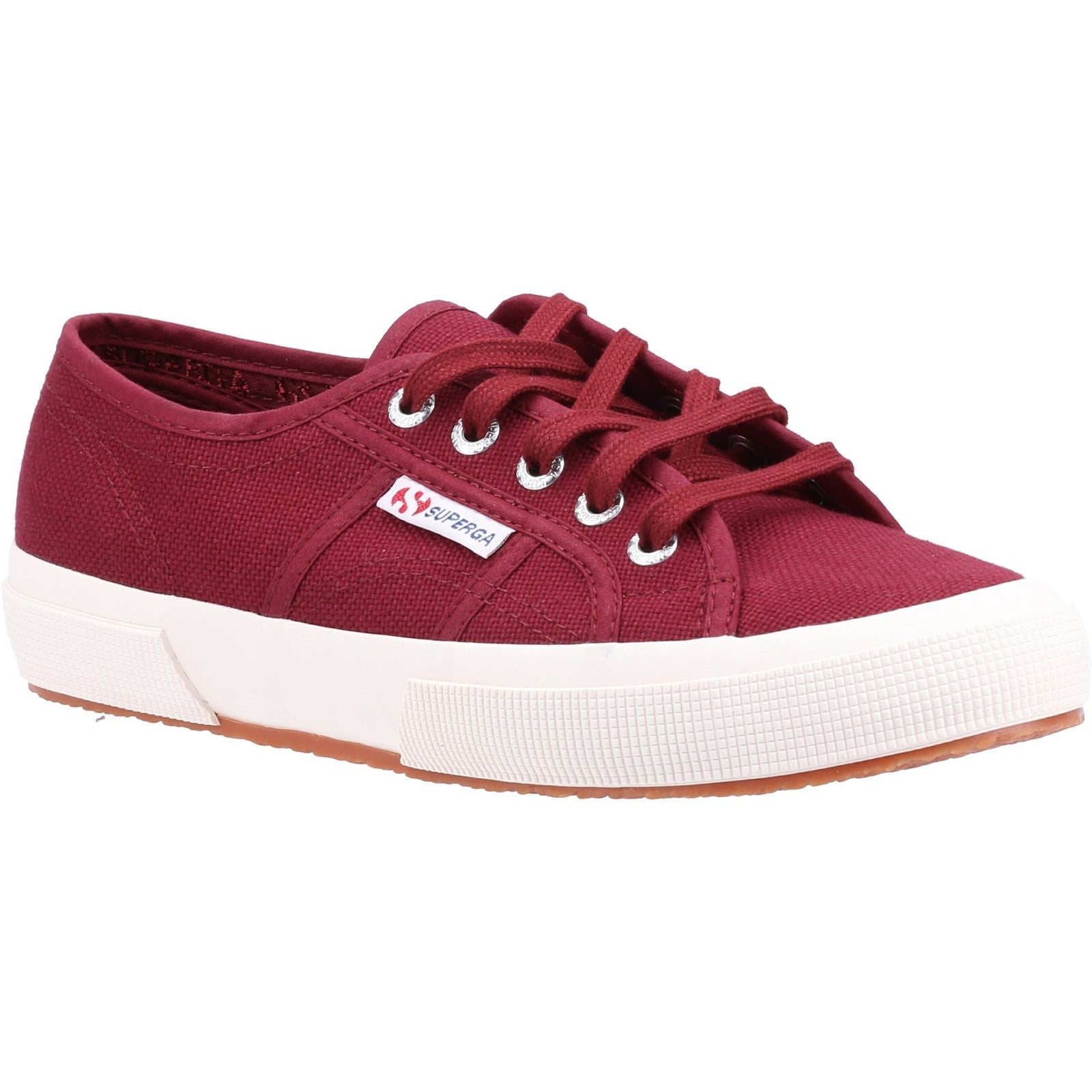 2750 Cotu Classic, Superga